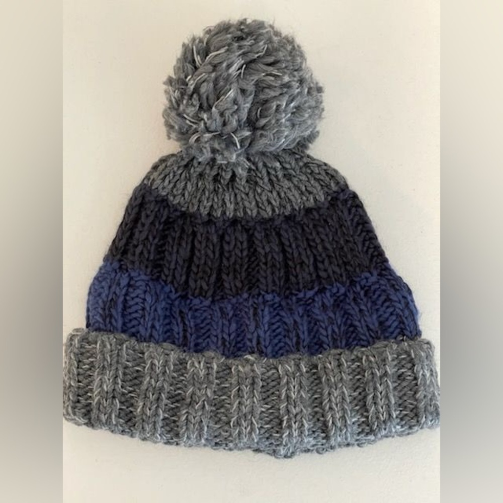 Broner Pom Pom beanie